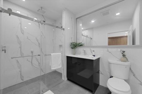 8404 4th Avenue North Bergen NJ 07047