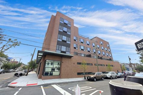 8404 4th Avenue North Bergen NJ 07047
