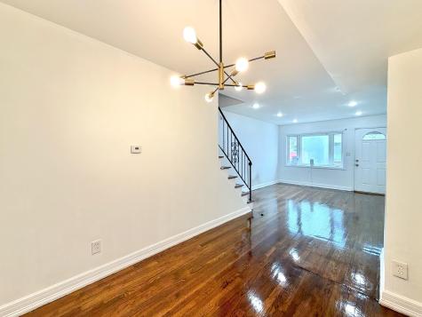 8 Van Nostrand Avenue Jersey City NJ 07305