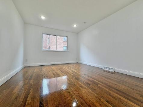 8 Van Nostrand Avenue Jersey City NJ 07305