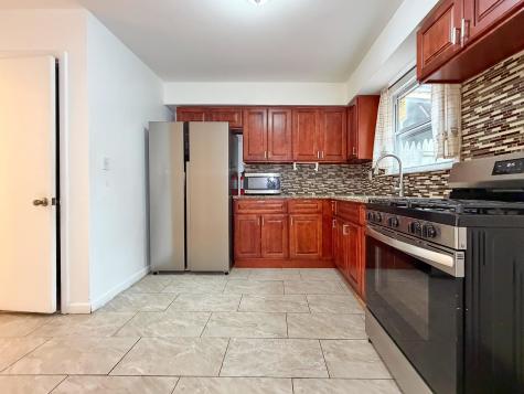 8 Van Nostrand Avenue Jersey City NJ 07305