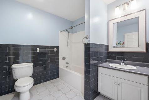 8915 Bergenwood Avenue North Bergen NJ 07047