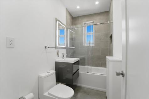 6045 Boulevard East West New York NJ 07093