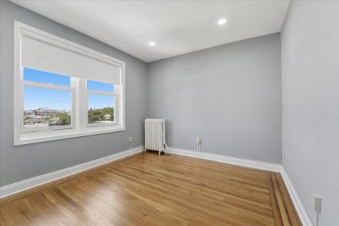 6045 Boulevard East West New York NJ 07093