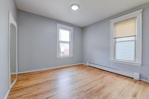 433 74th Street North Bergen NJ 07047