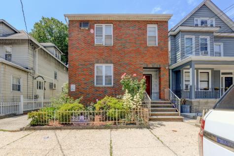 433 74th Street North Bergen NJ 07047