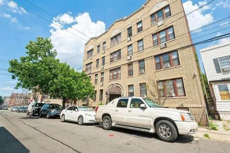 42 Van Wagenen Avenue Jersey City NJ 07306