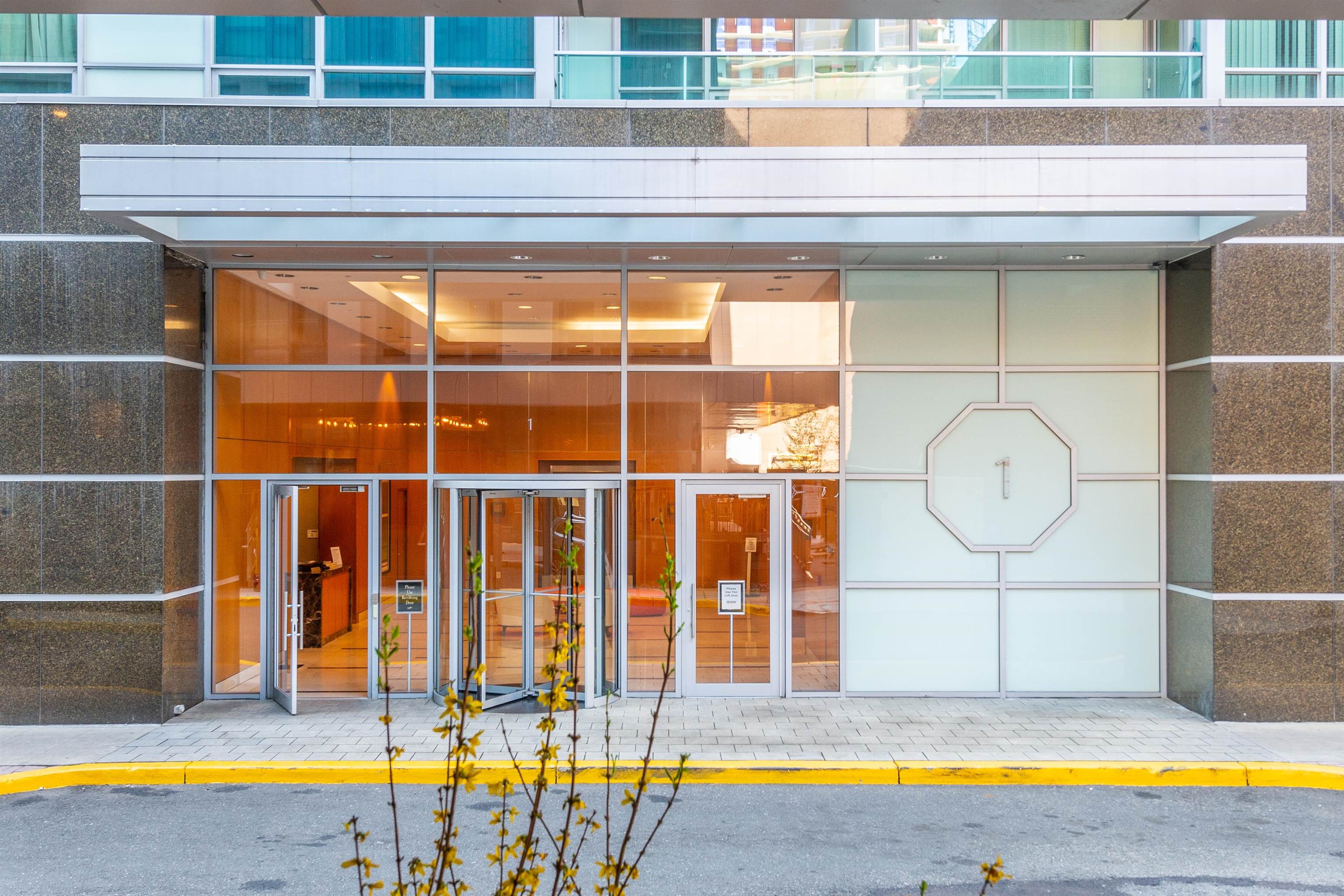 1 Shore Lane Jersey City NJ 07310
