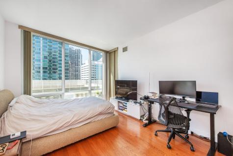 1 Shore Lane Jersey City NJ 07310