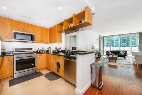 1 Shore Lane Jersey City NJ 07310