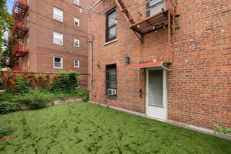 6115 Boulevard East West New York NJ 07093