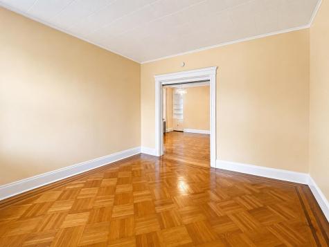 26 West 35th Street Bayonne NJ 07002