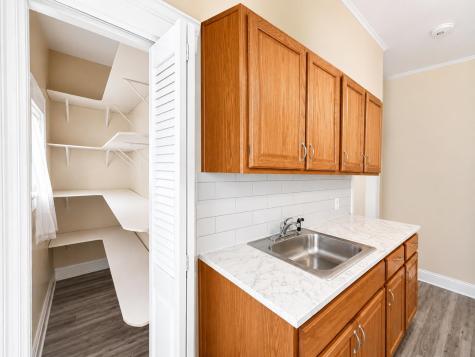 26 West 35th Street Bayonne NJ 07002