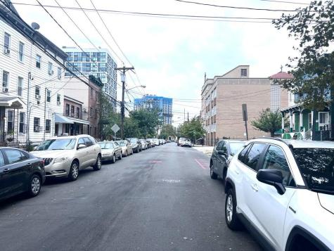 66 Tuers Avenue Jersey City NJ 07306-0000