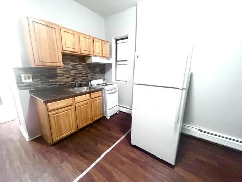 66 Tuers Avenue Jersey City NJ 07306-0000
