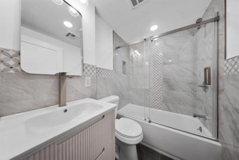 1111 53rd Street North Bergen NJ 07047