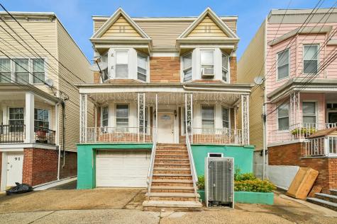 89 West 24th Street Bayonne NJ 07002