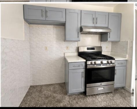 61 Grieco Drive Jersey City NJ 07305-0000