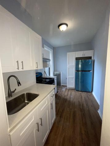 179 Manhattan Avenue Jersey City NJ 07307