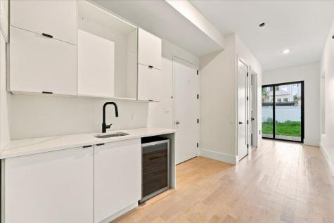 44 Gautier Avenue Jersey City NJ 07306