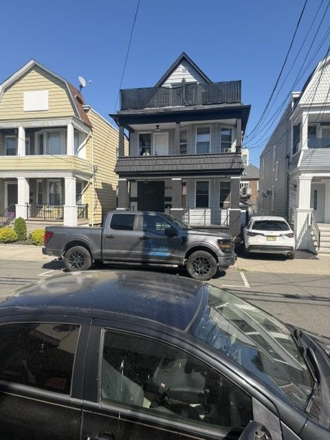 8615 3rd Avenue North Bergen NJ 07047