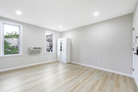 40 Beacon Avenue Jersey City NJ 07306
