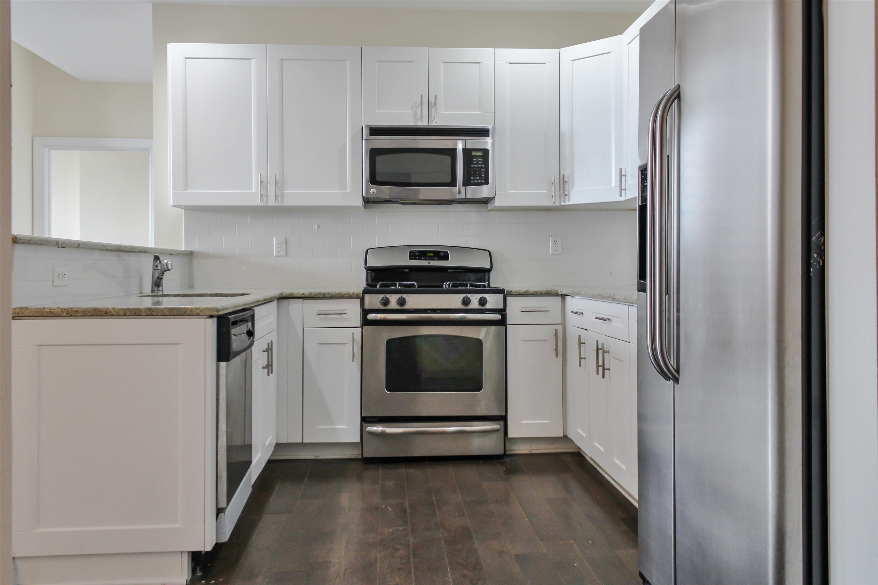 319 Grant Avenue Jersey City NJ 07305