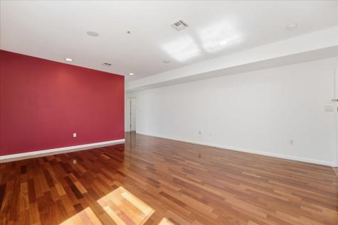 515 30th Street Union City NJ 07087