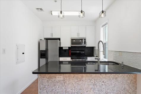 515 30th Street Union City NJ 07087