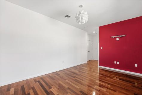 515 30th Street Union City NJ 07087