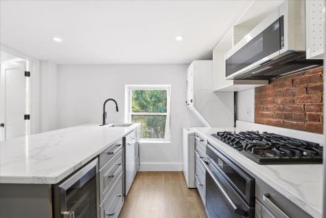 216 6th Street Jersey City NJ 07302