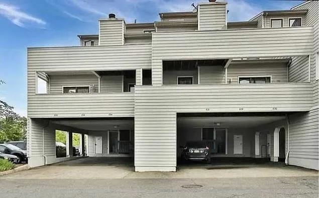 833 Topsail Lane Secaucus NJ 07094