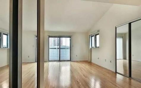 833 Topsail Lane Secaucus NJ 07094