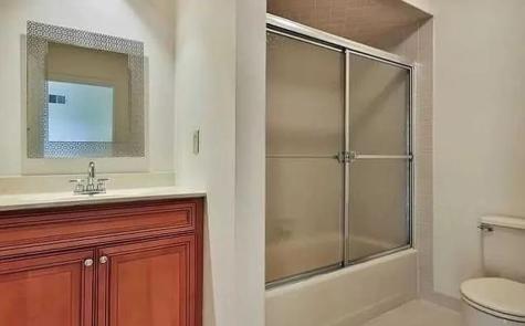 833 Topsail Lane Secaucus NJ 07094
