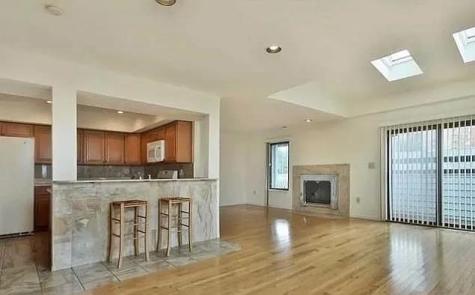 833 Topsail Lane Secaucus NJ 07094