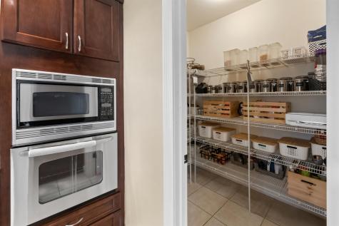 32 Jacobs Landing Way Secaucus NJ 07094