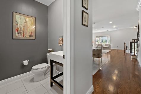 32 Jacobs Landing Way Secaucus NJ 07094