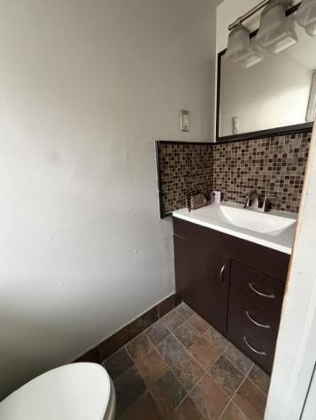 17 Acorn Drive Secaucus NJ 07094