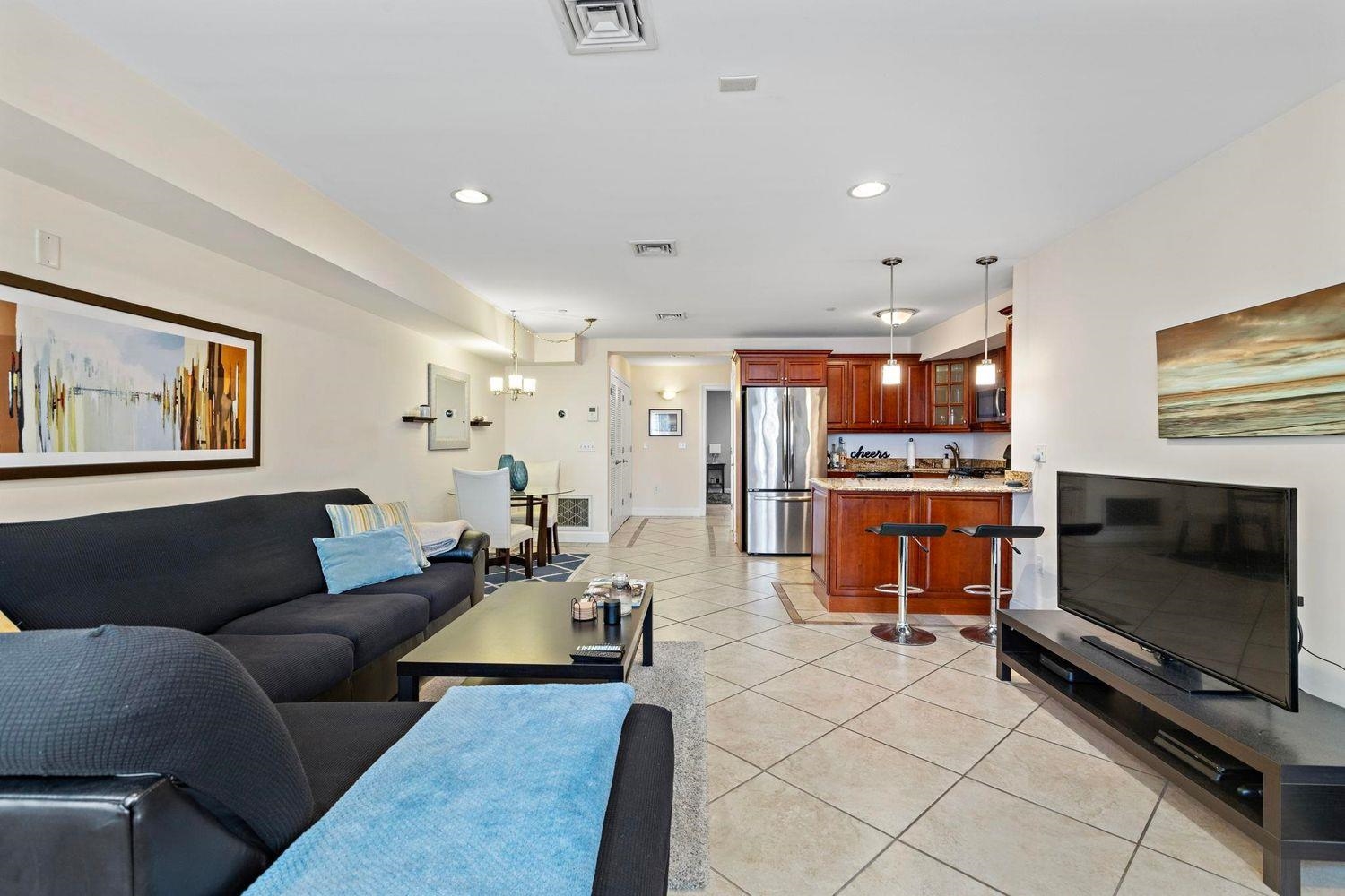 124 68th Street Guttenberg NJ 07093