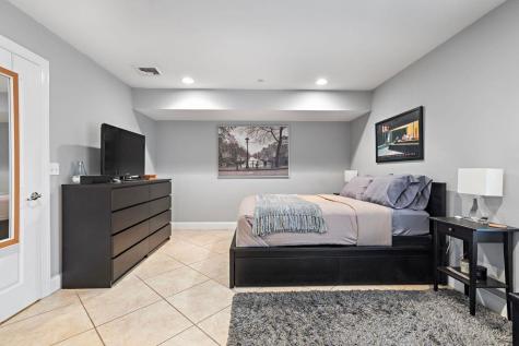 124 68th Street Guttenberg NJ 07093