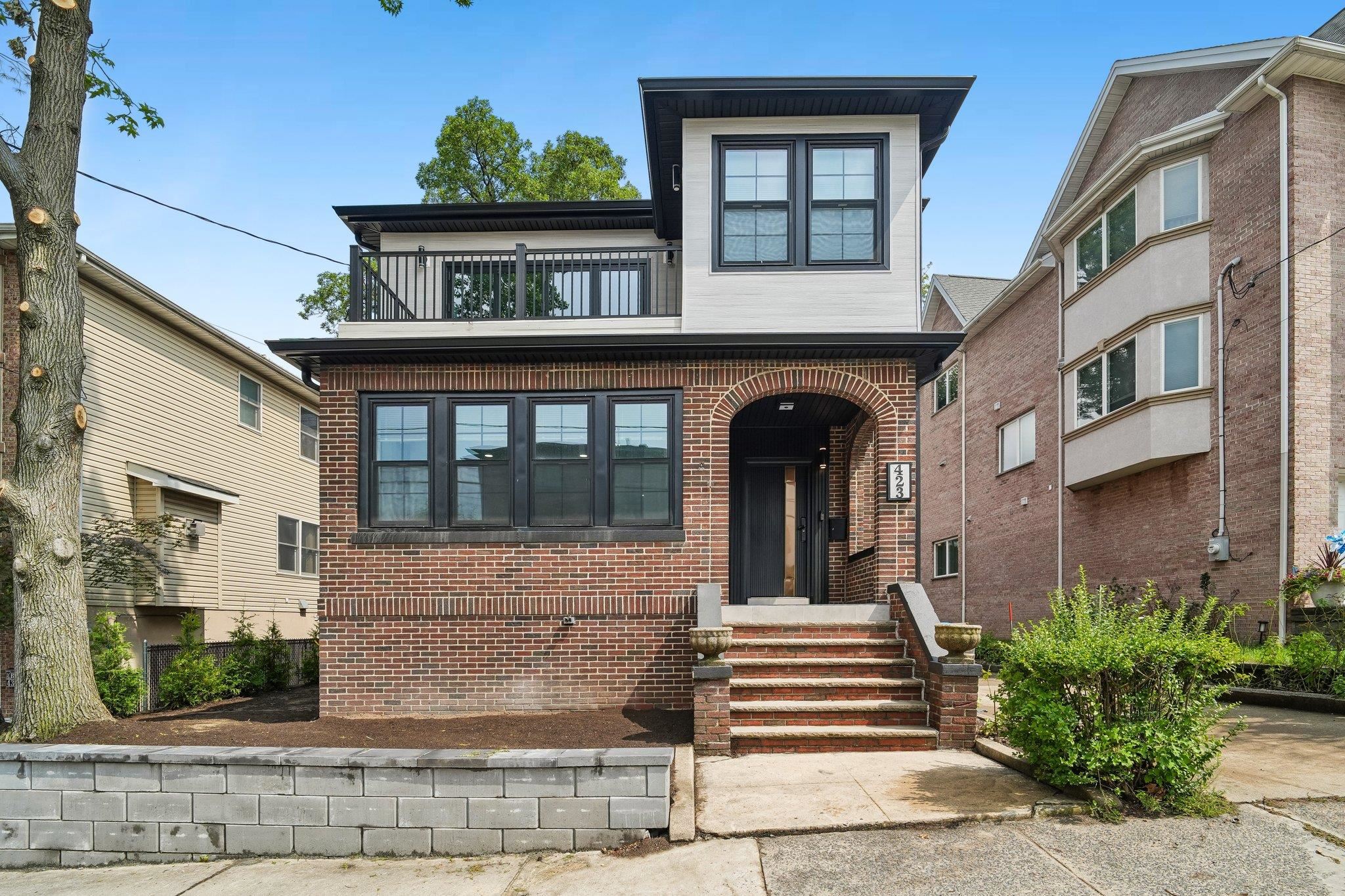 423 Aurora Avenue Cliffside Park NJ 07010