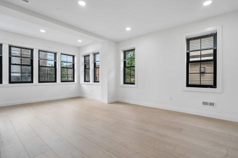 423 Aurora Avenue Cliffside Park NJ 07010