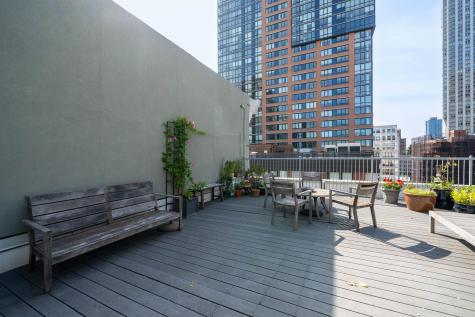 140 Bay Street Jersey City NJ 07302
