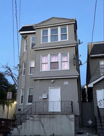 764 South 16th Street Newark NJ 07103