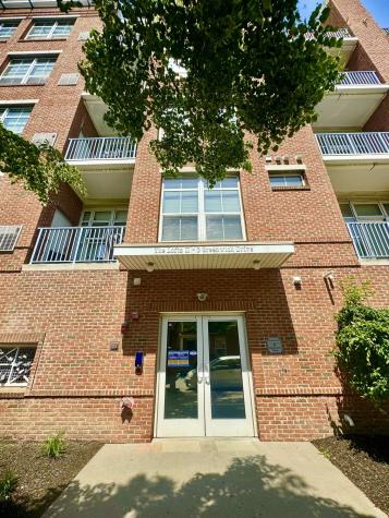 3 Greenwich Drive Jersey City NJ 07305