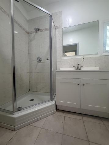 124 Winfield Avenue Jersey City NJ 07305-0000