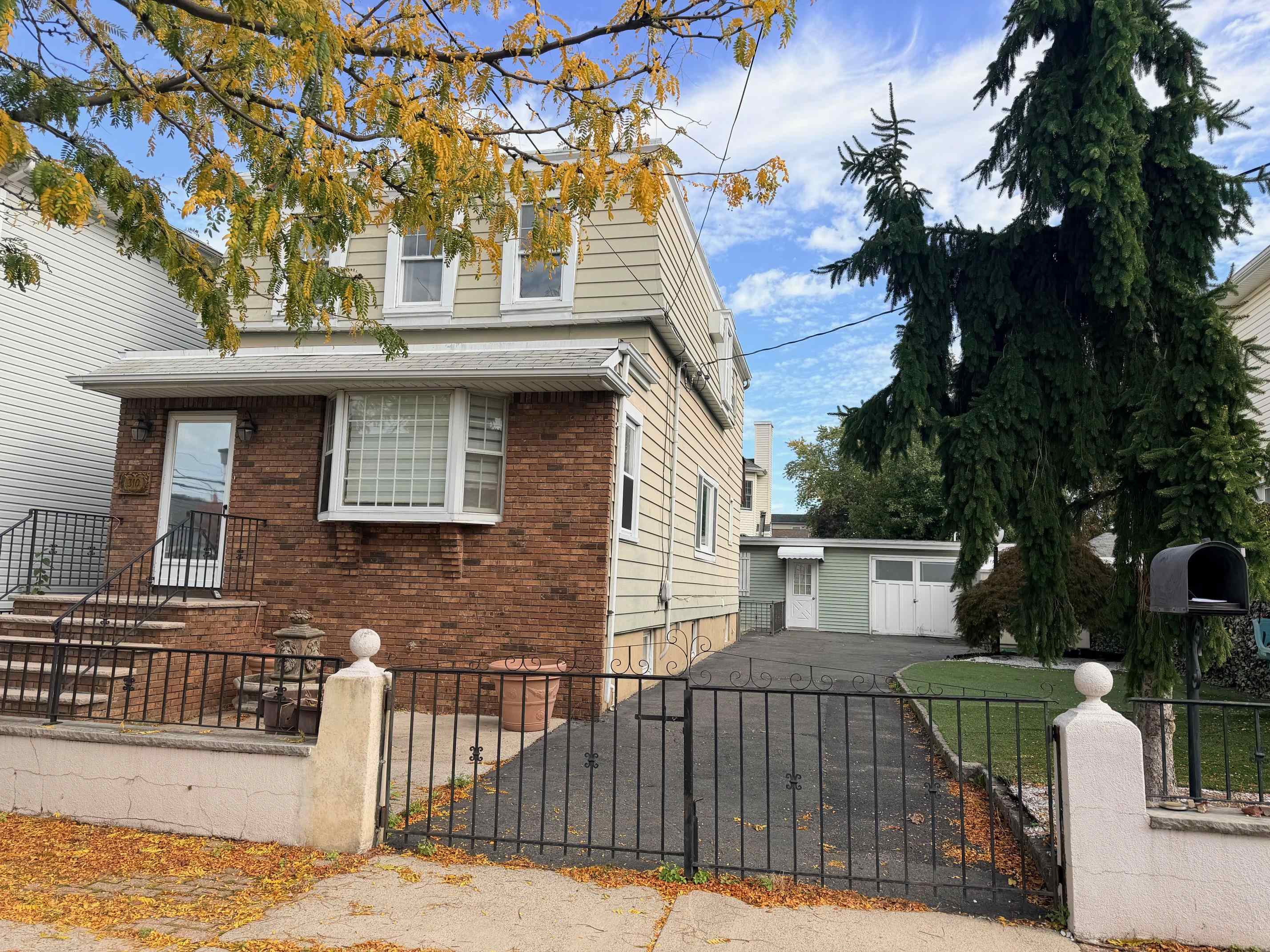 310 Centre Avenue Secaucus NJ 07094