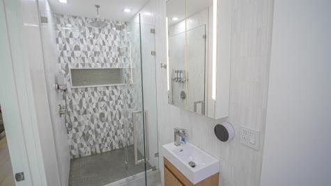 268 Old River Road Edgewater NJ 07020
