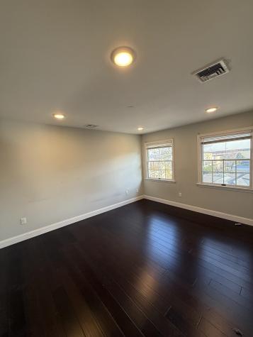 9 East 50th Street Bayonne NJ 07002