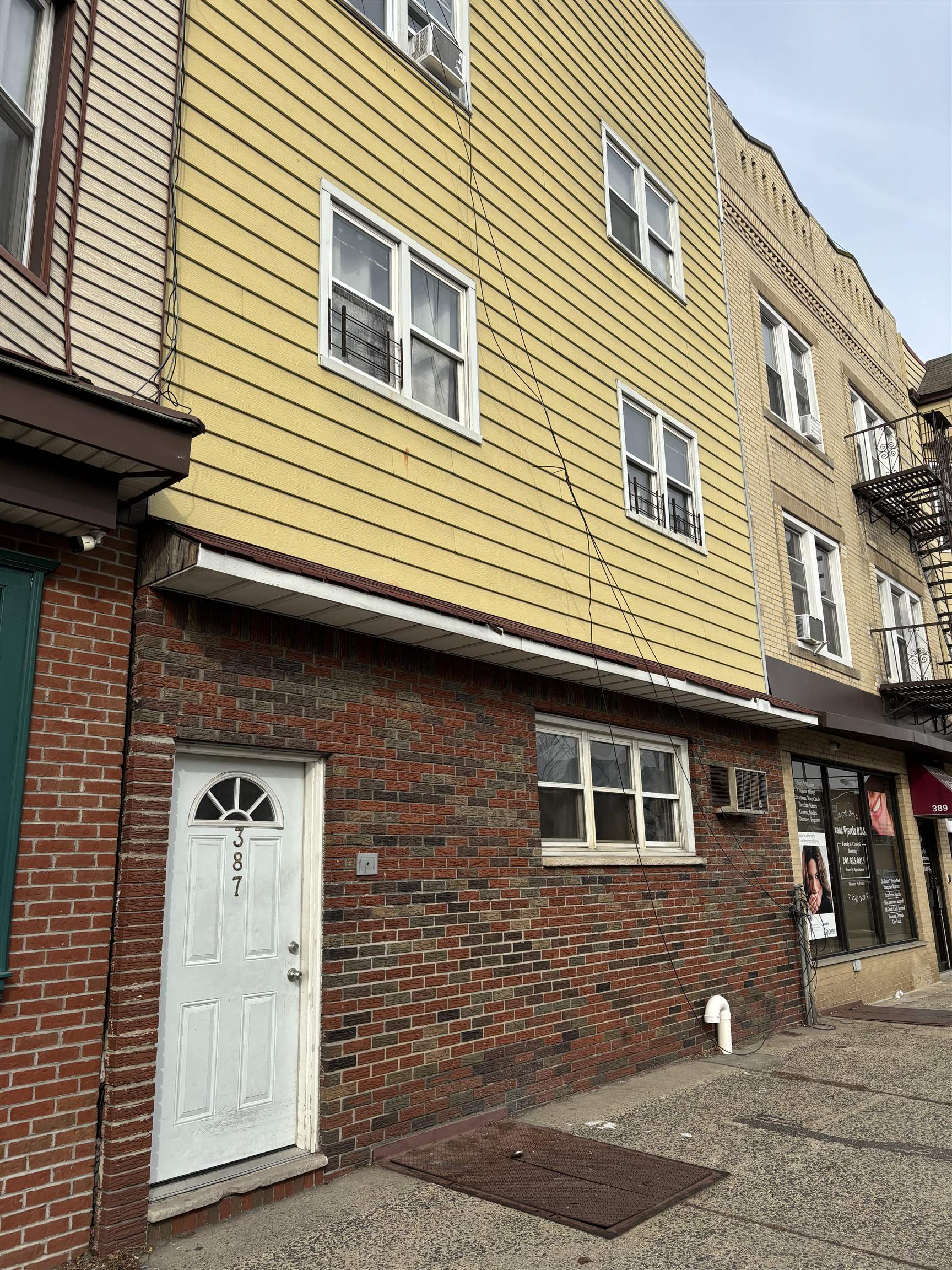 387 Avenue C Bayonne NJ 07002